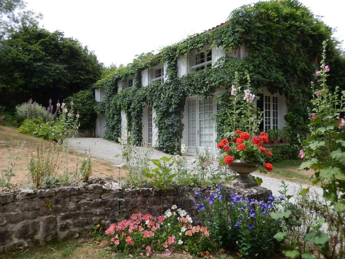 Le Petit Massigny Bed & Breakfast Les Velluire-sur-Vendee Luaran gambar